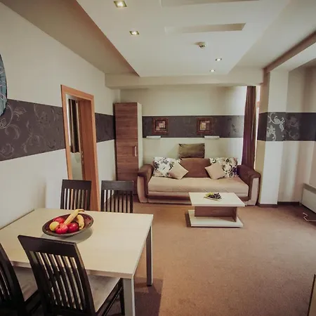 Apartment Milmari Central Private